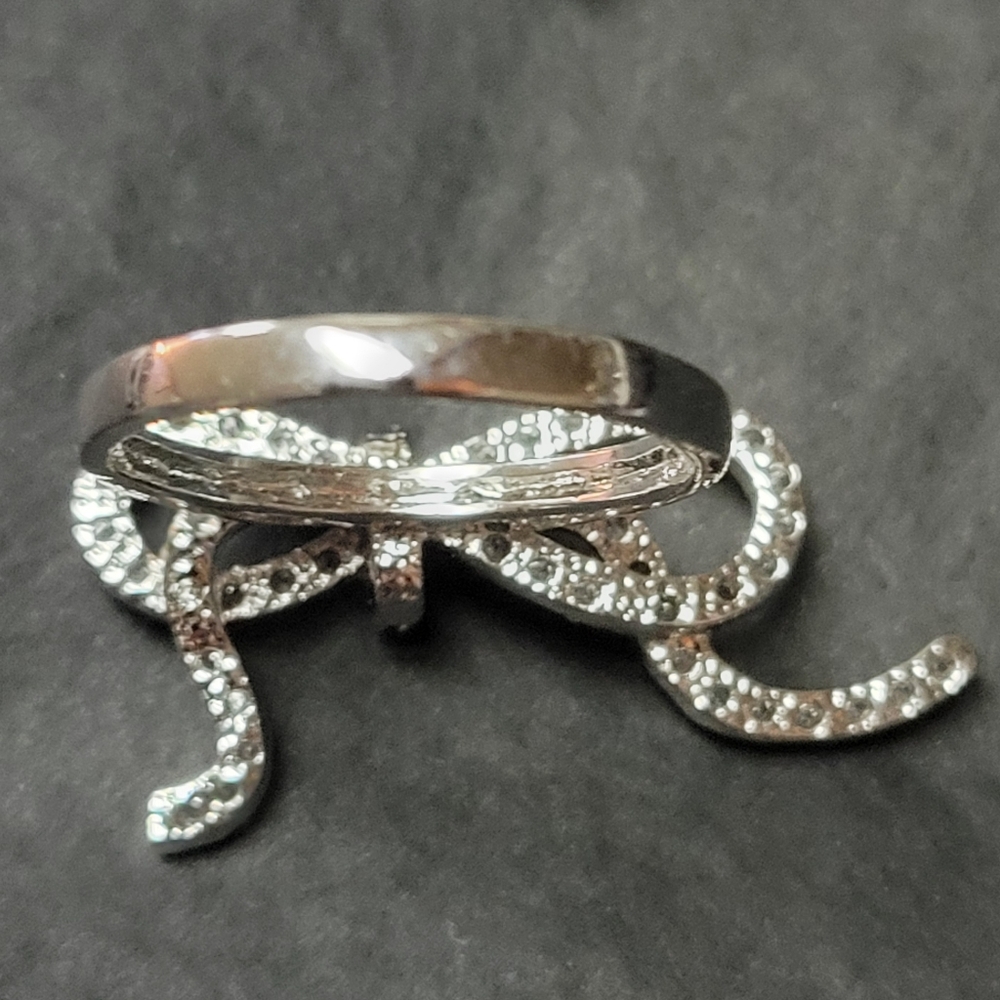 Nolan Miller Signed Silver Crystal Bow Ring Sz. 7, New - Picture 3 of 7